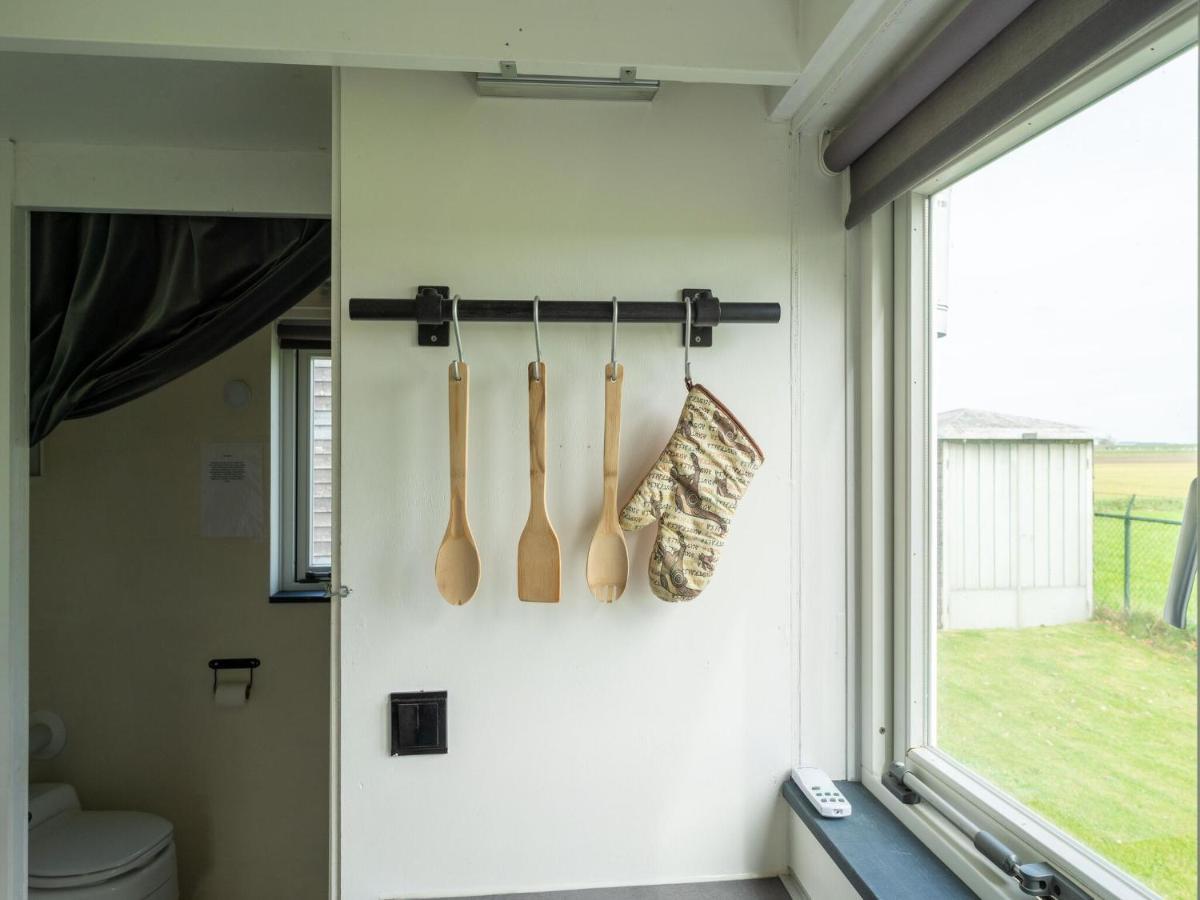 Holiday Home In Burgerbrug Near The Beach Exterior foto